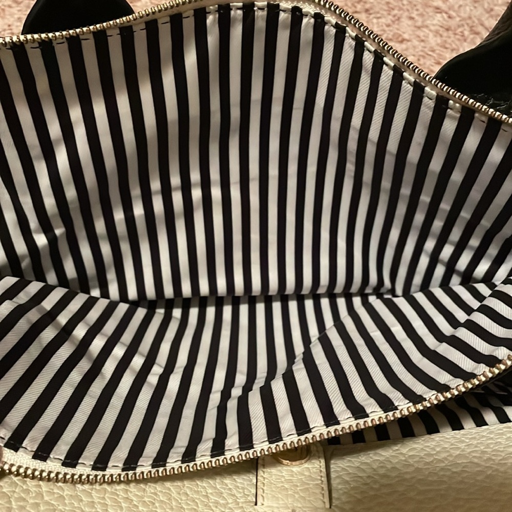 Kate Spade Handbag - Picture 5 of 8